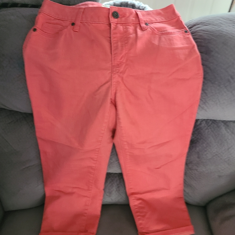Ladies Capris